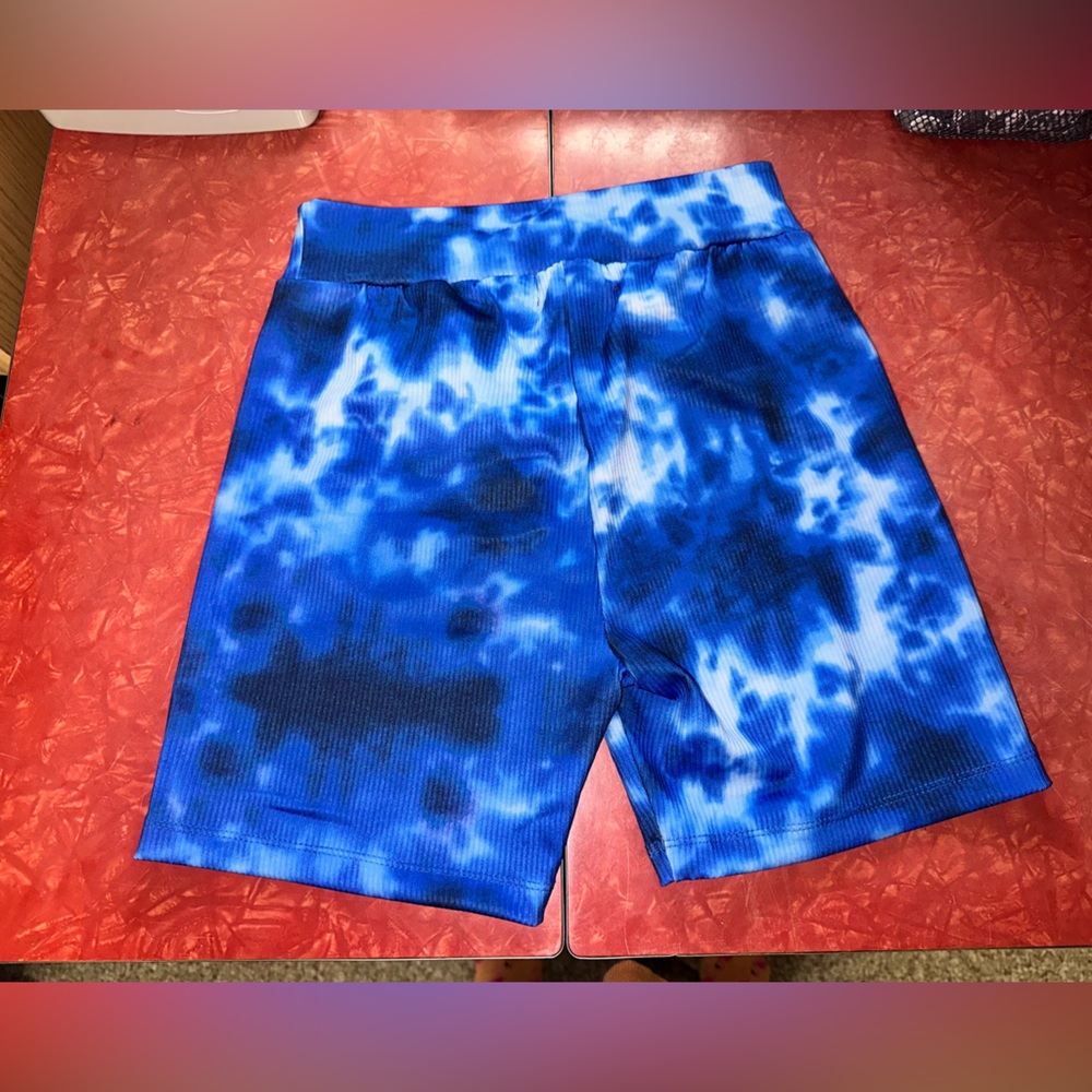 💙⁉️❓GUESS SHORTS - Picture 4 of 5